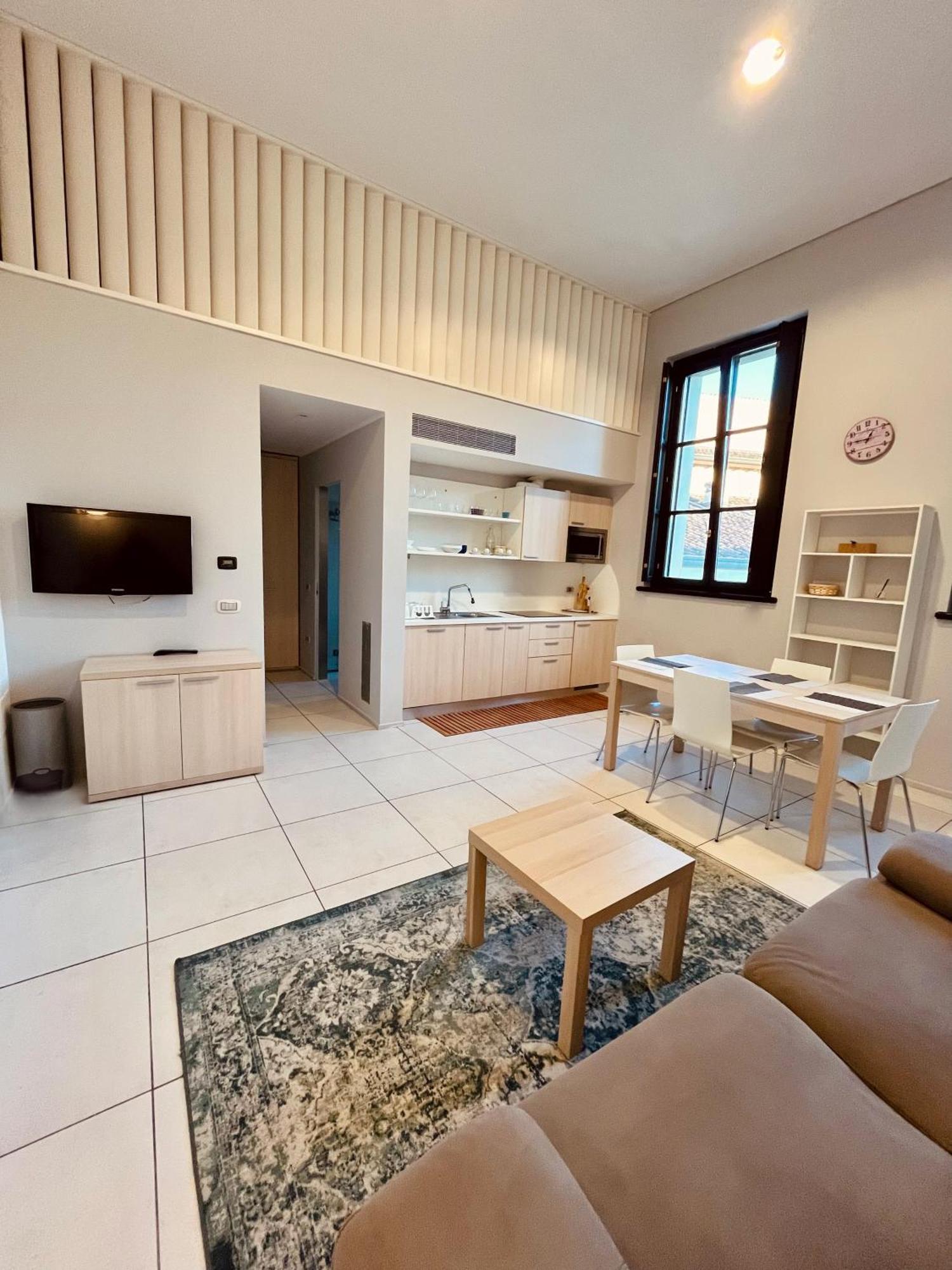 Residenza Frattini By Almanova Residenze Διαμέρισμα Μάντοβα Εξωτερικό φωτογραφία